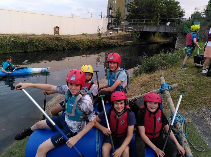 Scouts - rafting